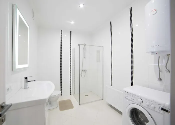 стрийська, тц фабрік, гашека * Lviv