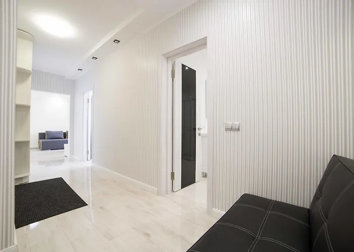 стрийська, тц фабрік, гашека * Lviv