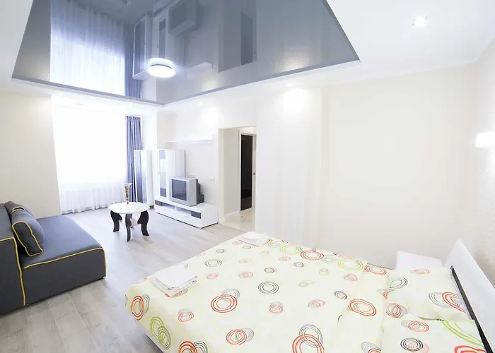 Apartamento стрийська, тц фабрік, гашека *