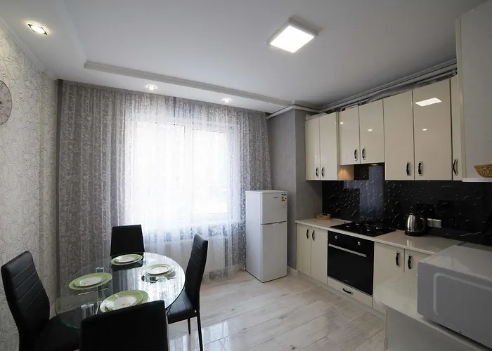 Apartment стрийська, тц фабрік, гашека *