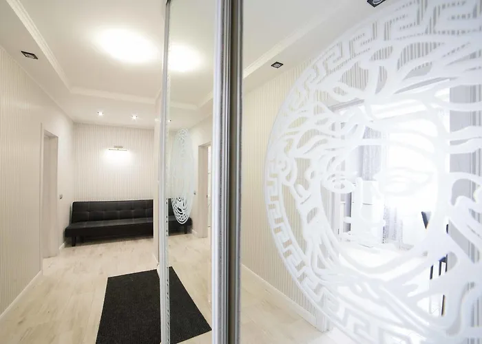 Apartment стрийська, тц фабрік, гашека *